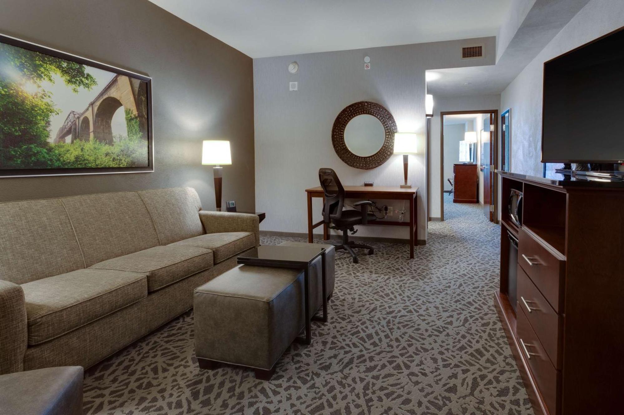 Hotel Drury Plaza Conference Center