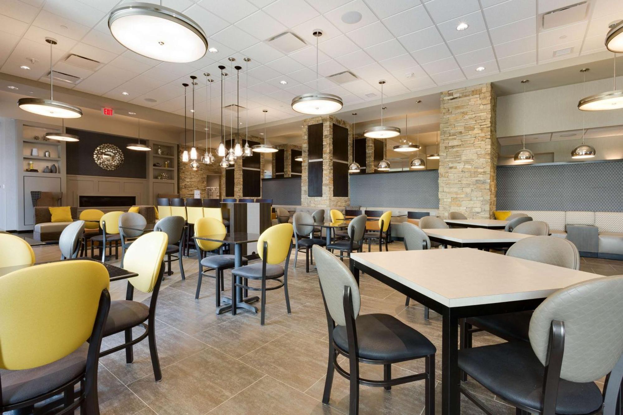 Drury Plaza Conference Center