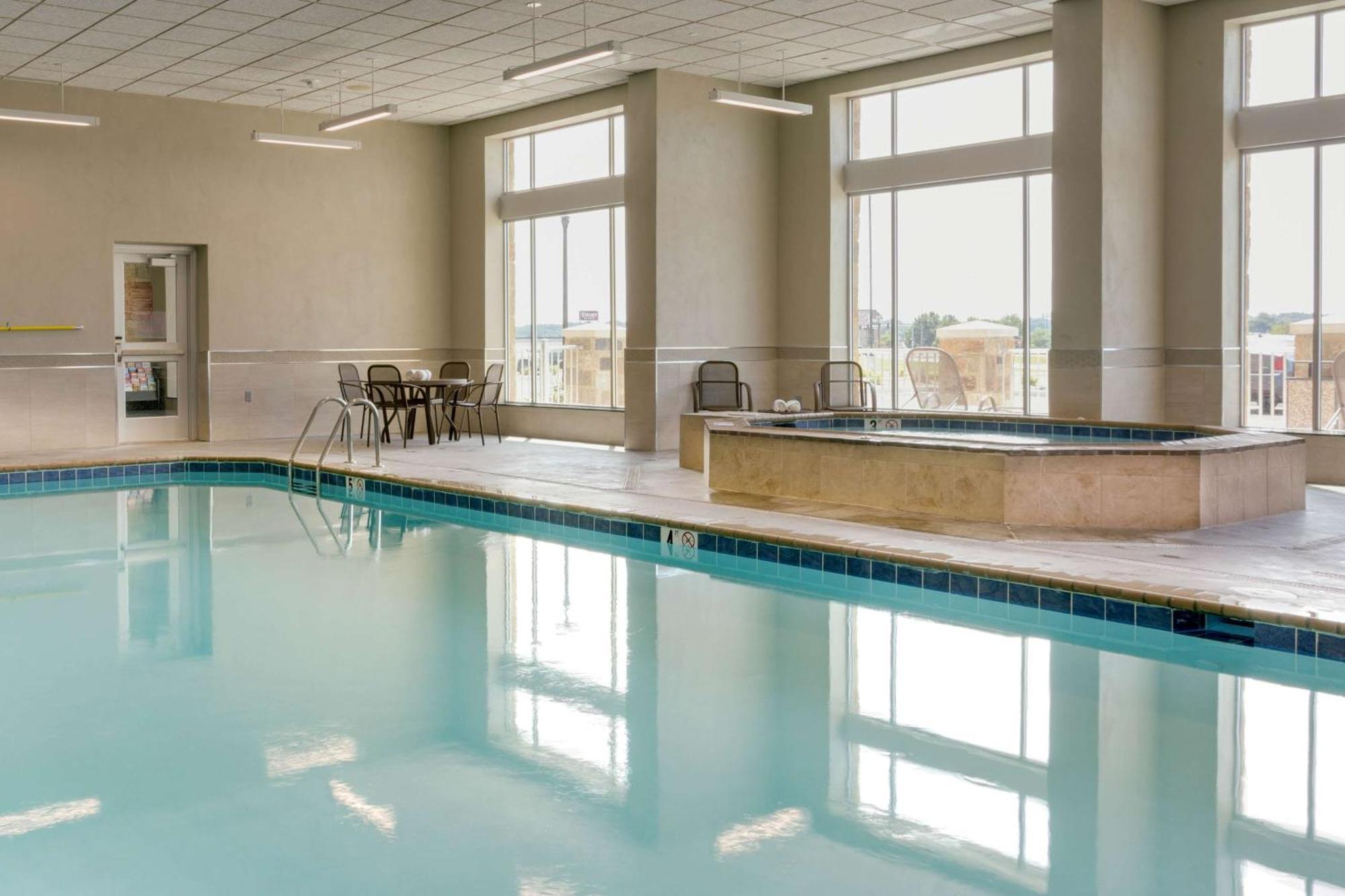 Drury Plaza Conference Center Hotel