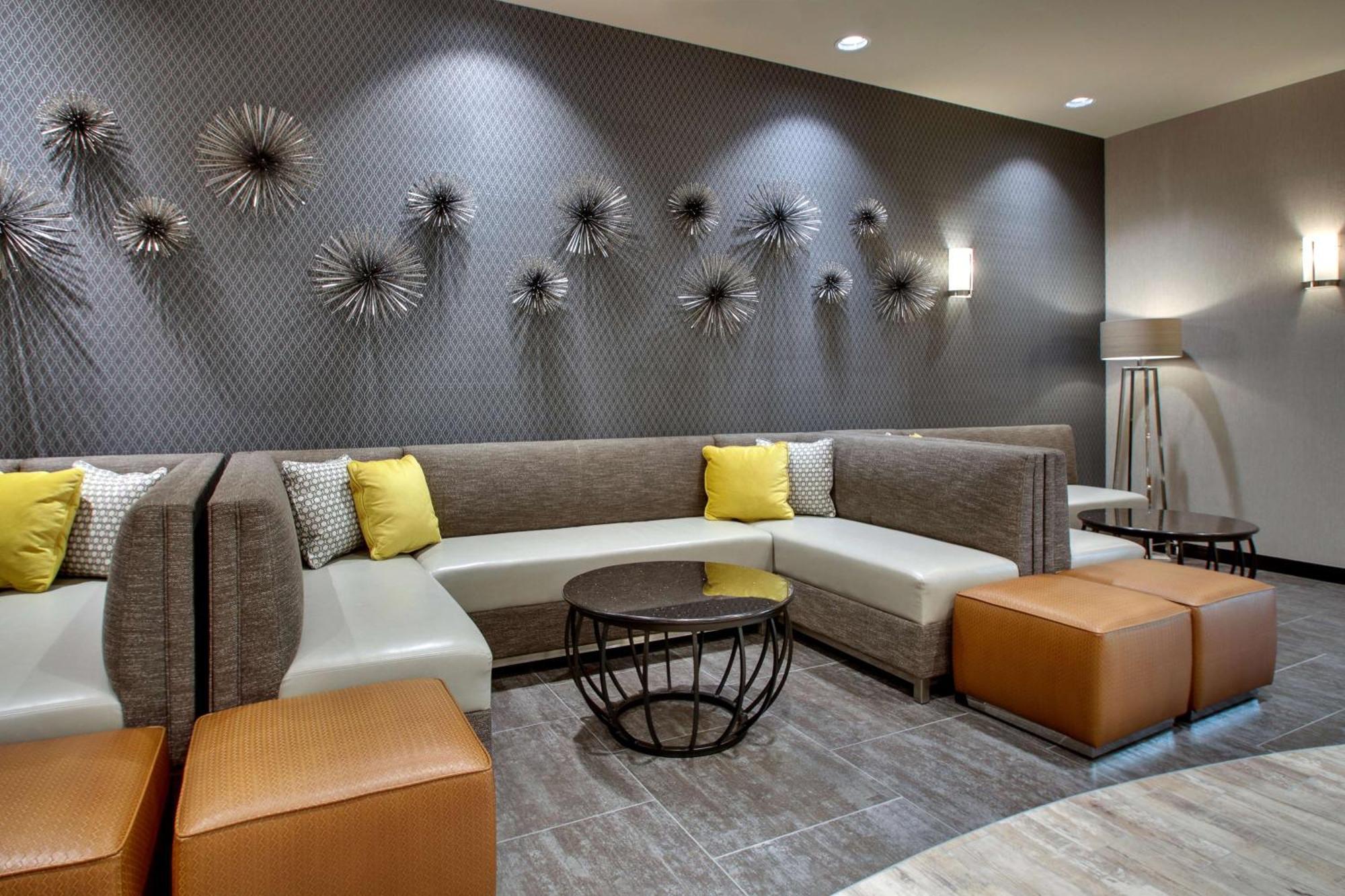 Hotel Drury Plaza Conference Center