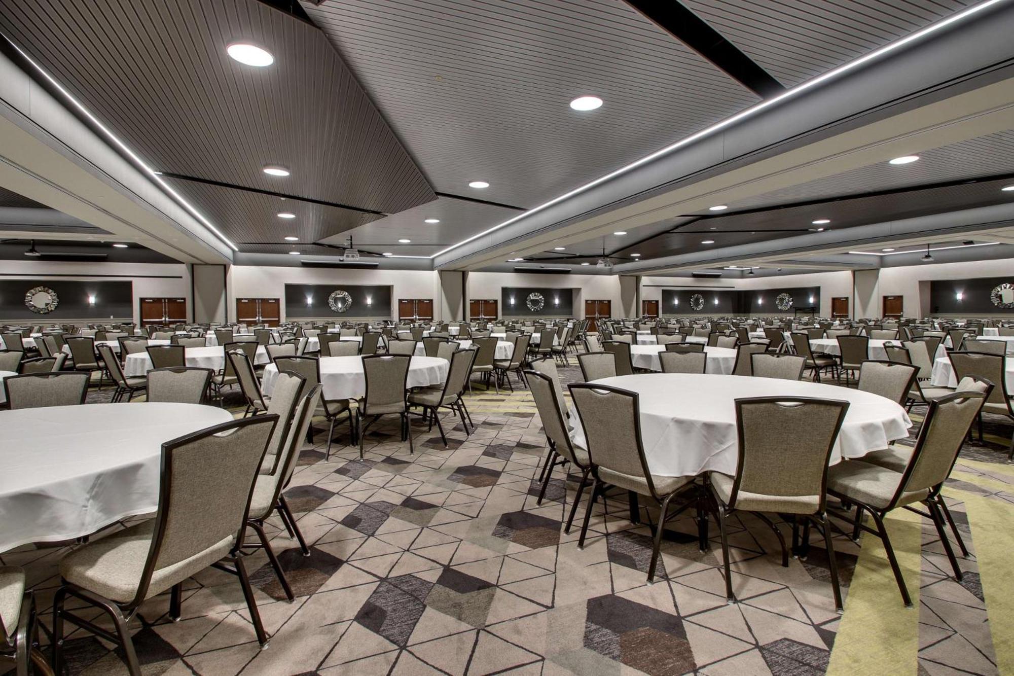 Hotel Drury Plaza Conference Center
